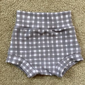 Small shop bummies, 2T